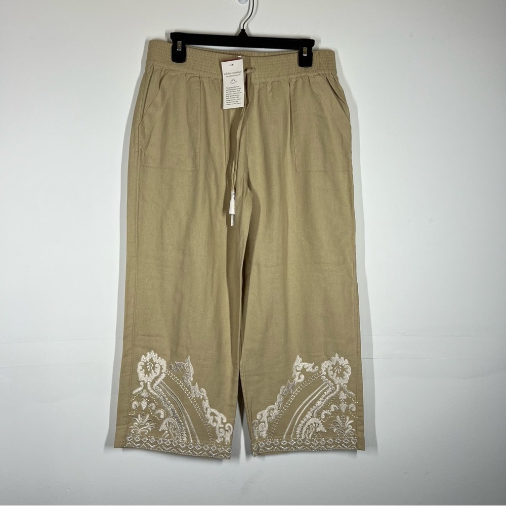 NWT Soft Surroundings Embroidered Crop Pant Size Medium